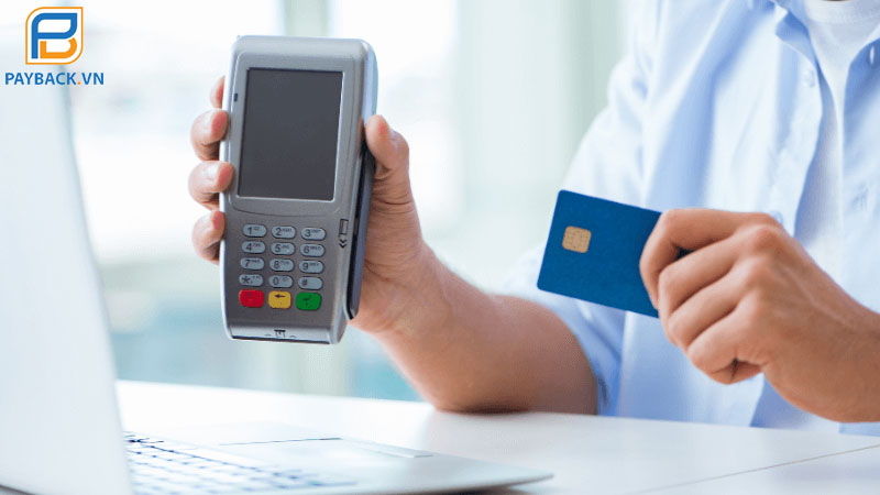 Dịch vụ đáo hạn thẻ tín dụng Quận 2 lãi suất thấp, uy tín