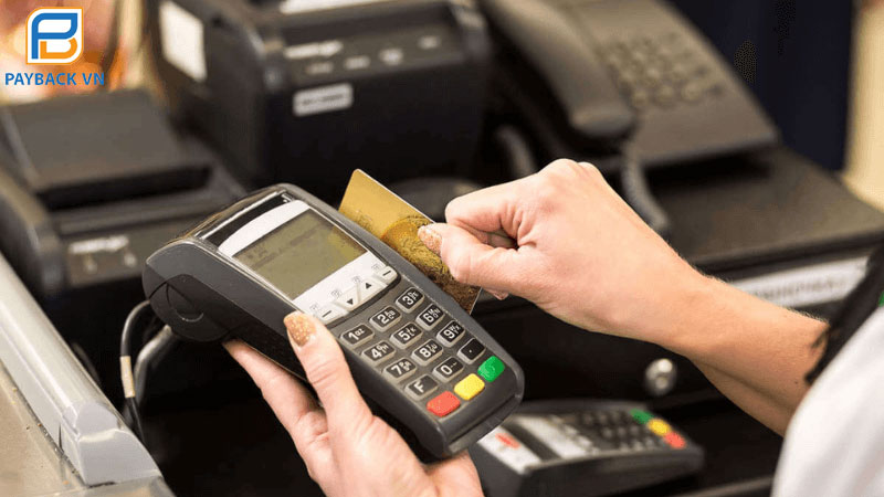 10 dịch vụ đáo hạn thẻ tín dụng Quận 4 tại nhà lãi thấp