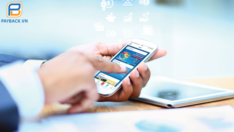 Cách rút tiền thẻ tín dụng Quận 10 nhanh và phí thấp nhất