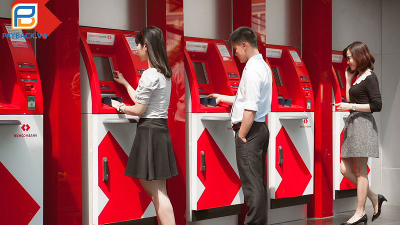 4 địa điểm rút tiền thẻ tín dụng Quận 11 uy tín nhất 2025