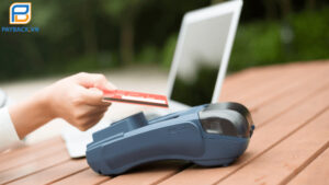 rut tien the tin dung quan 12